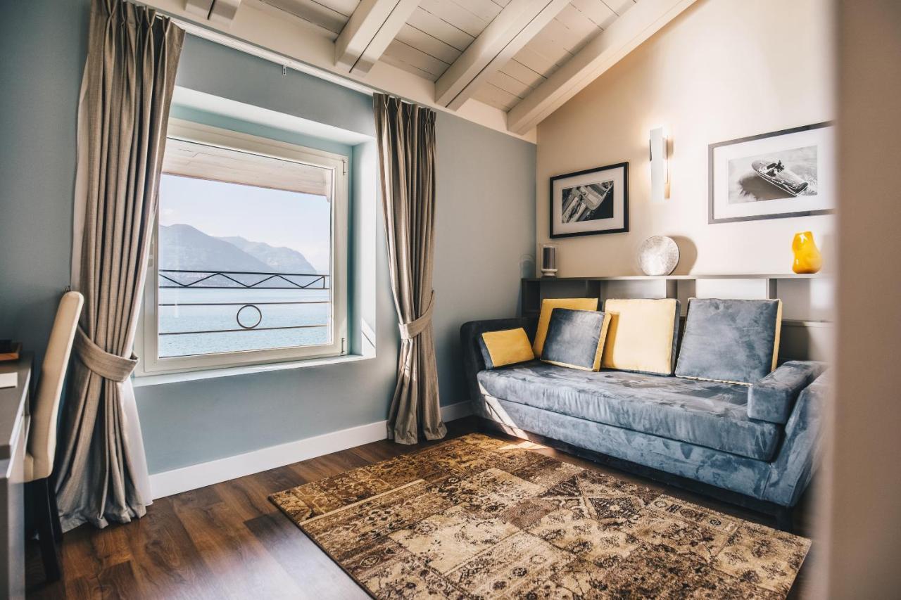 Araba Fenice Hotel Iseo Bagian luar foto