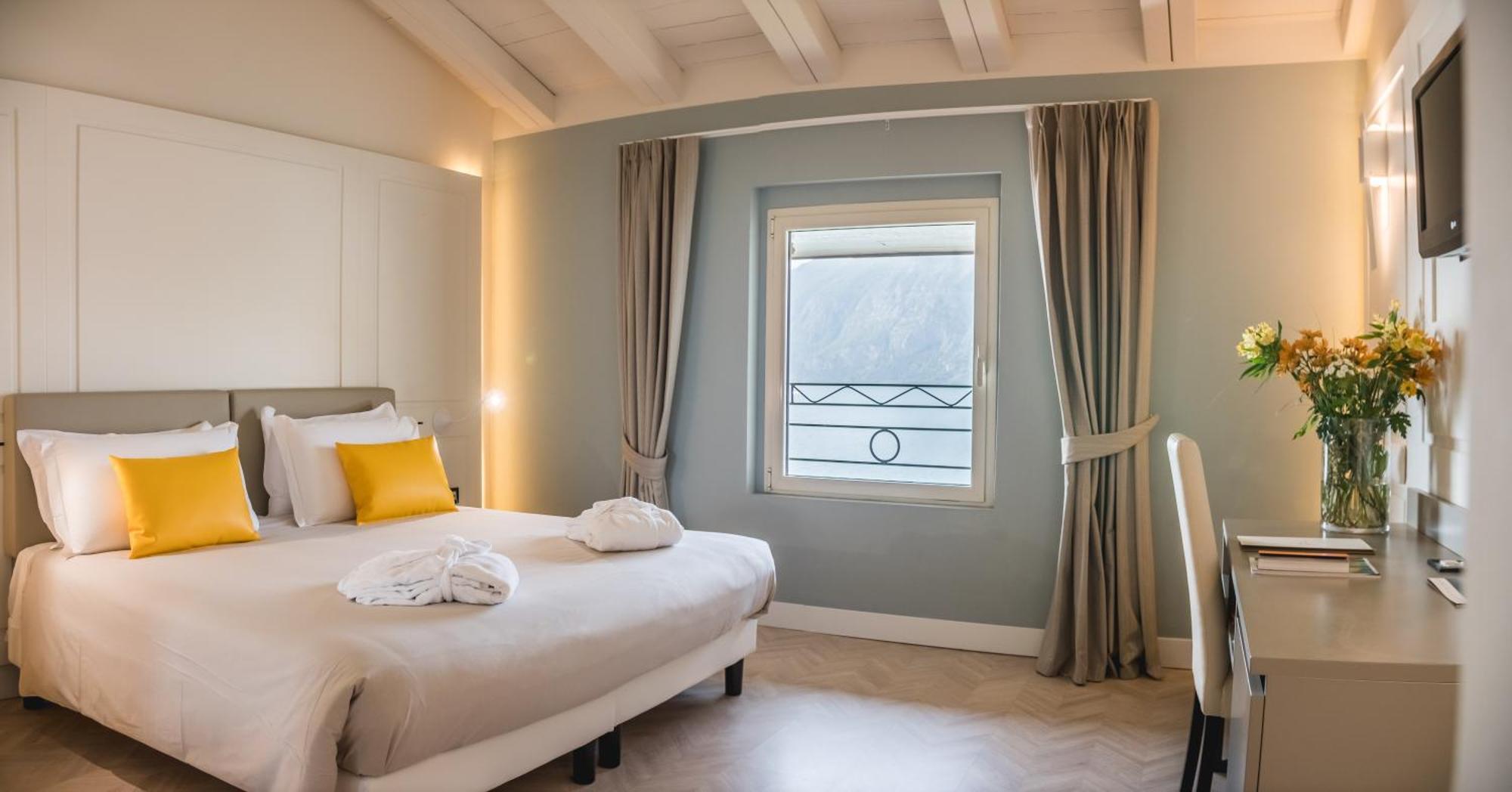 Araba Fenice Hotel Iseo Bagian luar foto